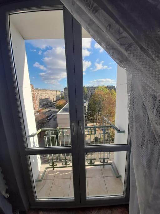 Mieszkanie Na Doby Plac Hallera Apartment Warsaw Exterior photo